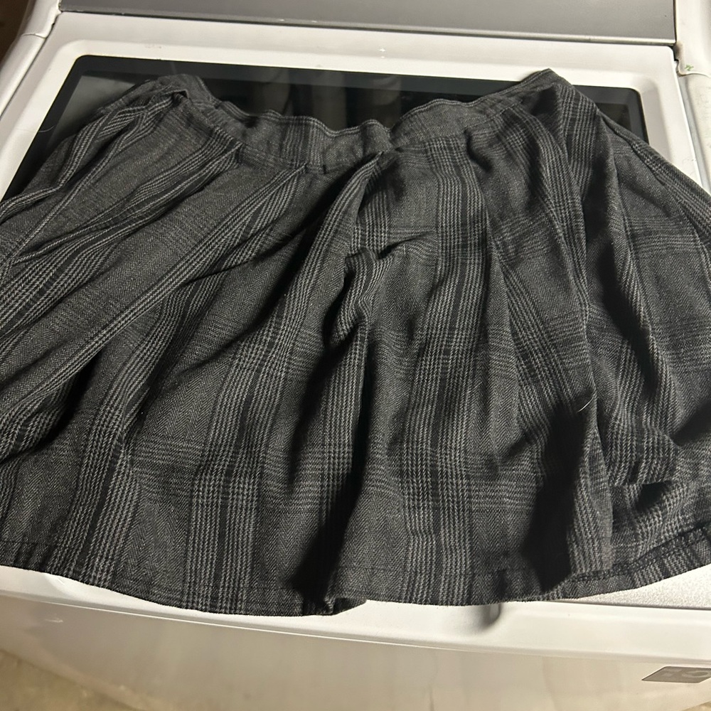 Two skirts - Picture 3 of 3
